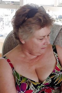 older bitch WIVES and SLAGS WHO HAVE BEEN USED firm